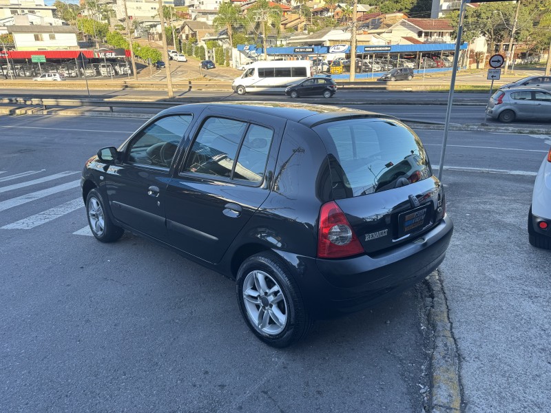 CLIO 1.0 AUTHENTIQUE 16V FLEX 4P MANUAL - 2004 - CAXIAS DO SUL