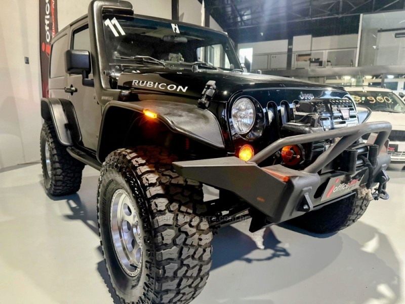 WRANGLER 3.8 SPORT 4X4 TETO RIGIDO V6 12V GASOLINA 2P AUTOMÁTICO - 2011 - TRêS COROAS