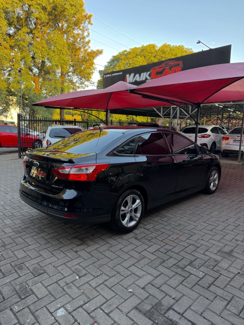 FOCUS 2.0 SE FASTBACK 16V FLEX 4P AUTOMÁTICO - 2014 - ESTâNCIA VELHA