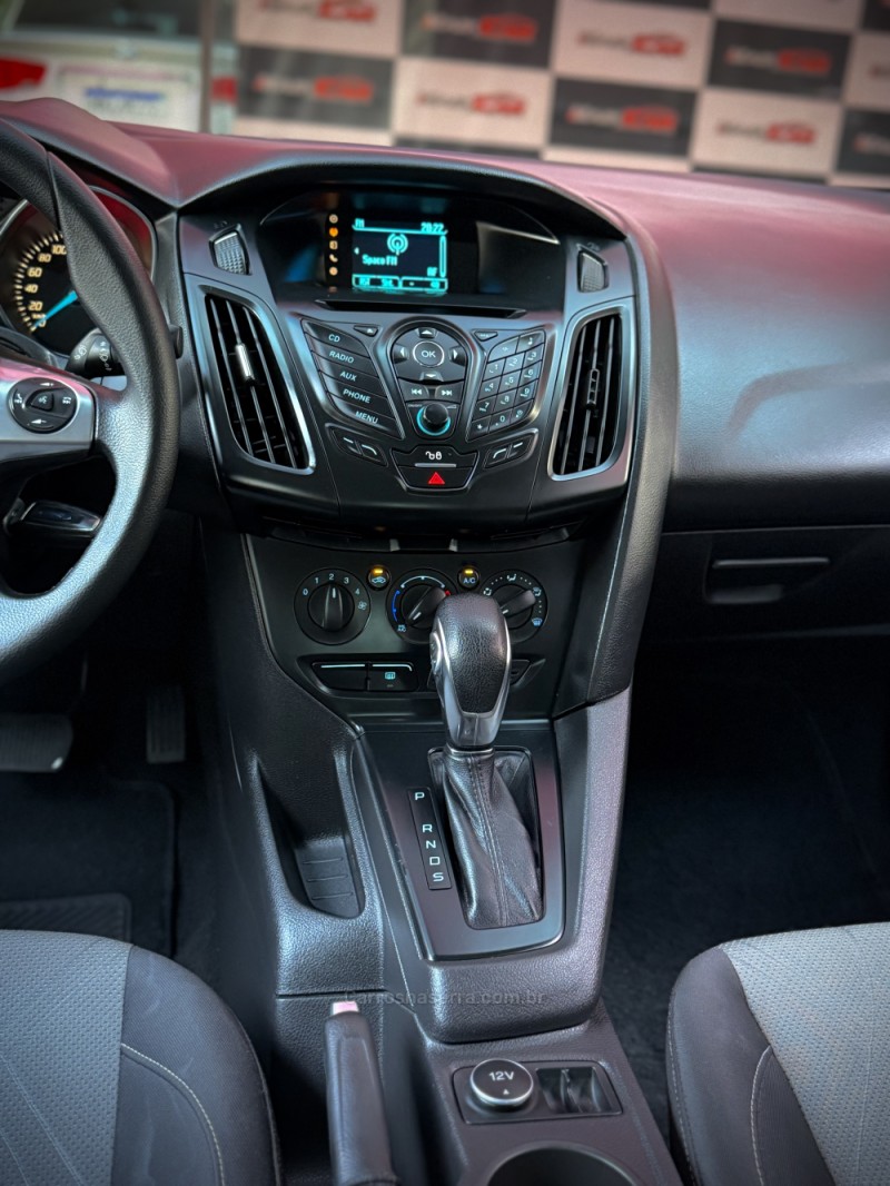 FOCUS 2.0 SE FASTBACK 16V FLEX 4P AUTOMÁTICO - 2014 - ESTâNCIA VELHA