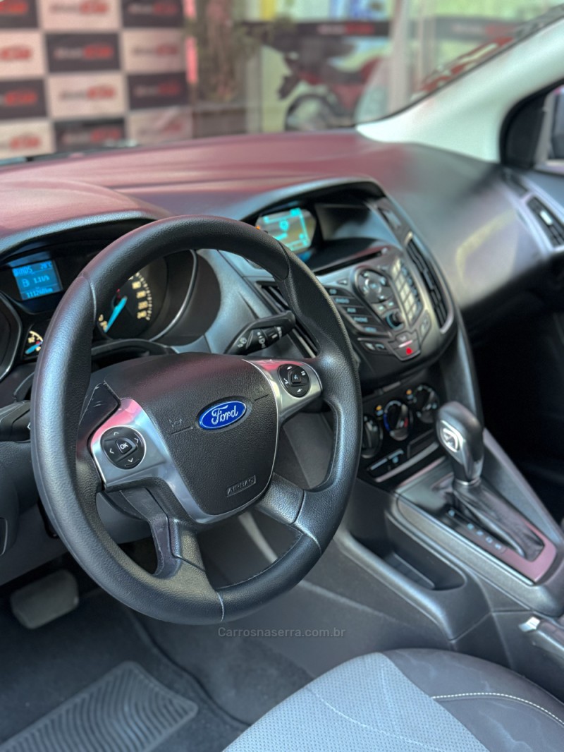 FOCUS 2.0 SE FASTBACK 16V FLEX 4P AUTOMÁTICO - 2014 - ESTâNCIA VELHA