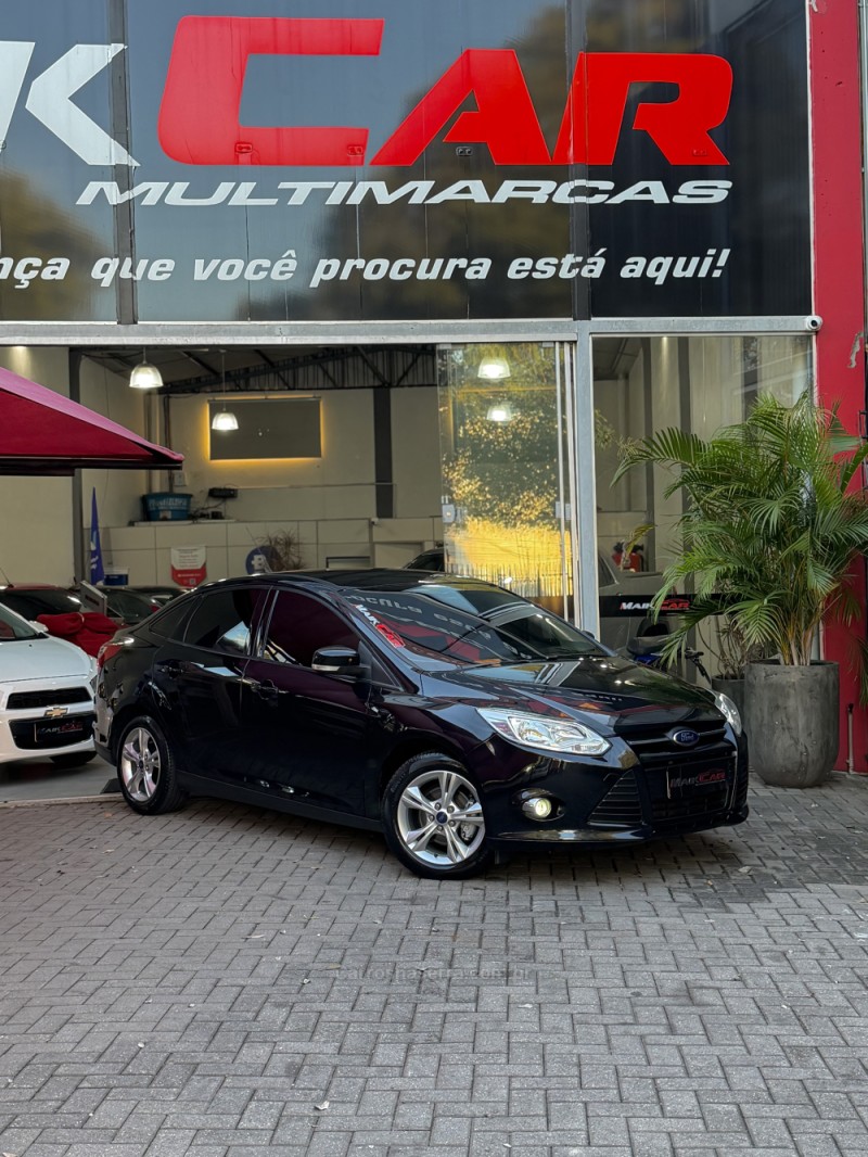 FOCUS 2.0 SE FASTBACK 16V FLEX 4P AUTOMÁTICO - 2014 - ESTâNCIA VELHA