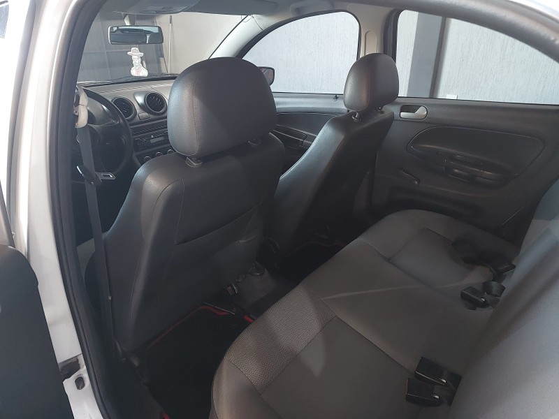 GOL 1.0 MI 8V FLEX 4P MANUAL G.V - 2010 - SãO SEBASTIãO DO CAí