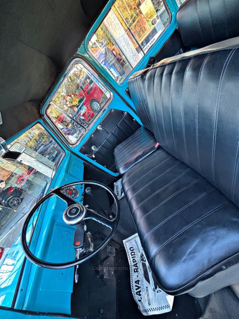 RURAL 2.6 4X2 6 CILINDROS 12V GASOLINA 2P MANUAL - 1967 - NOVA PRATA