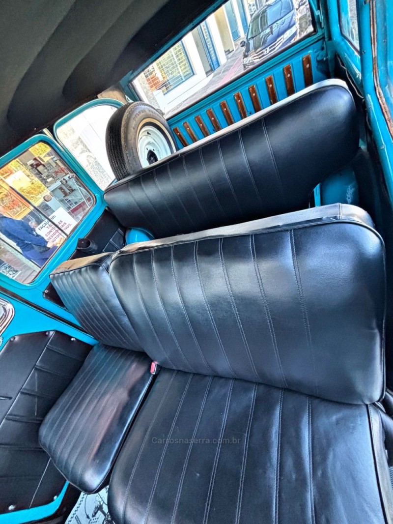 RURAL 2.6 4X2 6 CILINDROS 12V GASOLINA 2P MANUAL - 1967 - NOVA PRATA