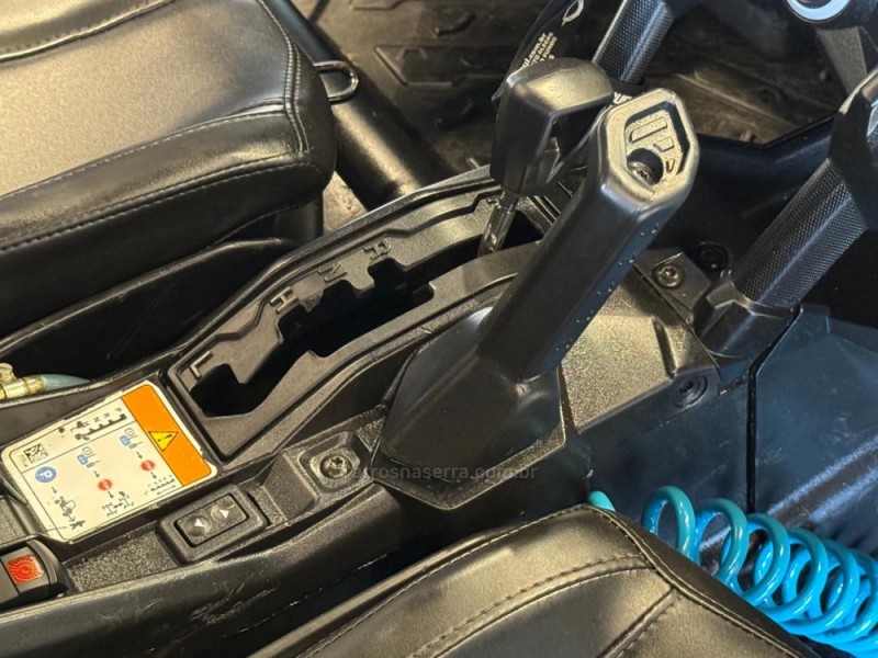 MAVERICK XRS X3 XRS TURBO RR SMART SHOX - 2021 - CAXIAS DO SUL