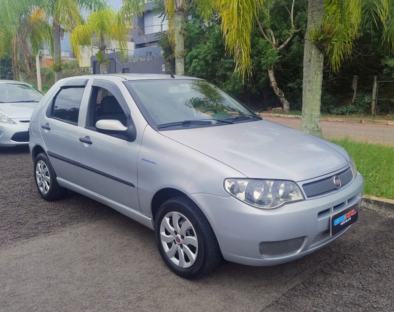 PALIO 1.0 MPI FIRE CELEBRATION ECONOMY 8V FLEX 4P MANUAL