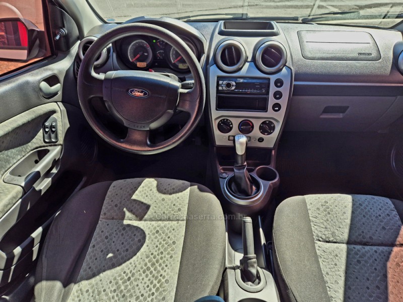 FIESTA 1.6 MPI CLASS HATCH 8V FLEX 4P MANUAL - 2014 - FARROUPILHA