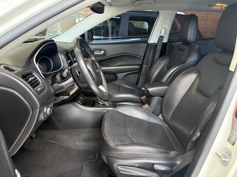 COMPASS 2.0 16V FLEX LONGITUDE AUTOMÁTICO - 2018 - FARROUPILHA