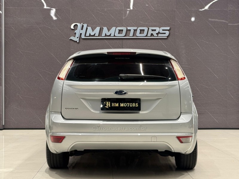 FOCUS 1.6 GL 8V GASOLINA 4P MANUAL - 2013 - CAXIAS DO SUL