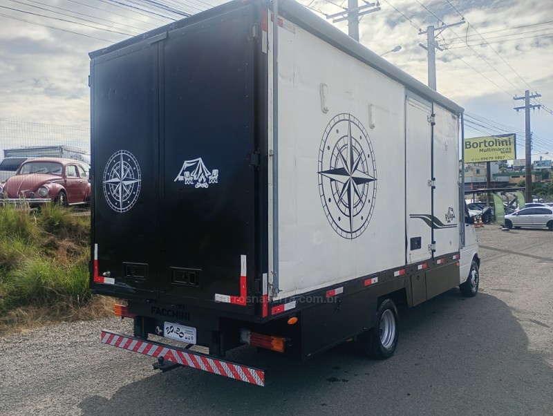 SPRINTER 2.2 CHASSI 413 CDI RODADO DUPLO DIESEL 3P MANUAL - 2010 - FARROUPILHA