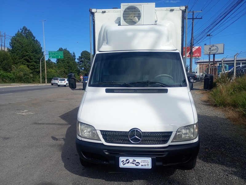 SPRINTER 2.2 CHASSI 413 CDI RODADO DUPLO DIESEL 3P MANUAL - 2010 - FARROUPILHA