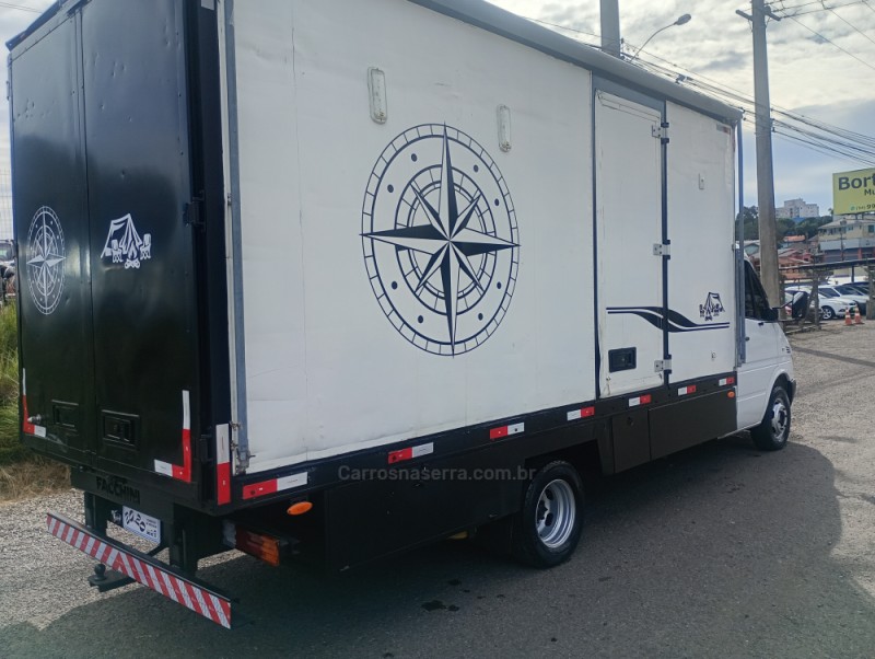 SPRINTER 2.2 CHASSI 413 CDI RODADO DUPLO DIESEL 3P MANUAL - 2010 - FARROUPILHA