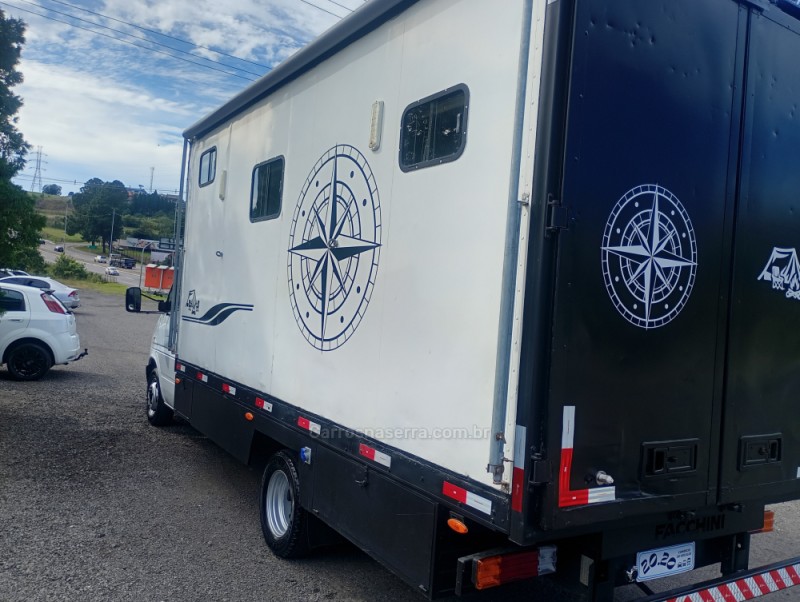 SPRINTER 2.2 CHASSI 413 CDI RODADO DUPLO DIESEL 3P MANUAL - 2010 - FARROUPILHA