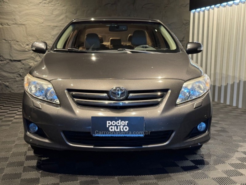 COROLLA 2.0 ALTIS PREMIUM 16V FLEX 4P AUTOMÁTICO - 2011 - FARROUPILHA