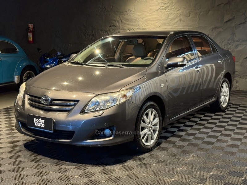 COROLLA 2.0 ALTIS PREMIUM 16V FLEX 4P AUTOMÁTICO - 2011 - FARROUPILHA