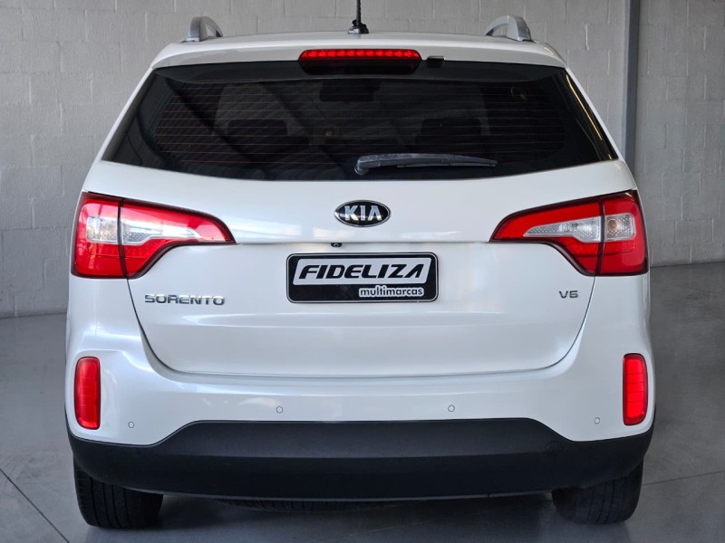 SORENTO EX 3.5 L V6 4X4 AUTOMÁTICO - 2015 - FARROUPILHA