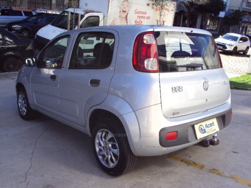 UNO 1.0 EVO VIVACE 8V FLEX 4P MANUAL - 2013 - CAXIAS DO SUL