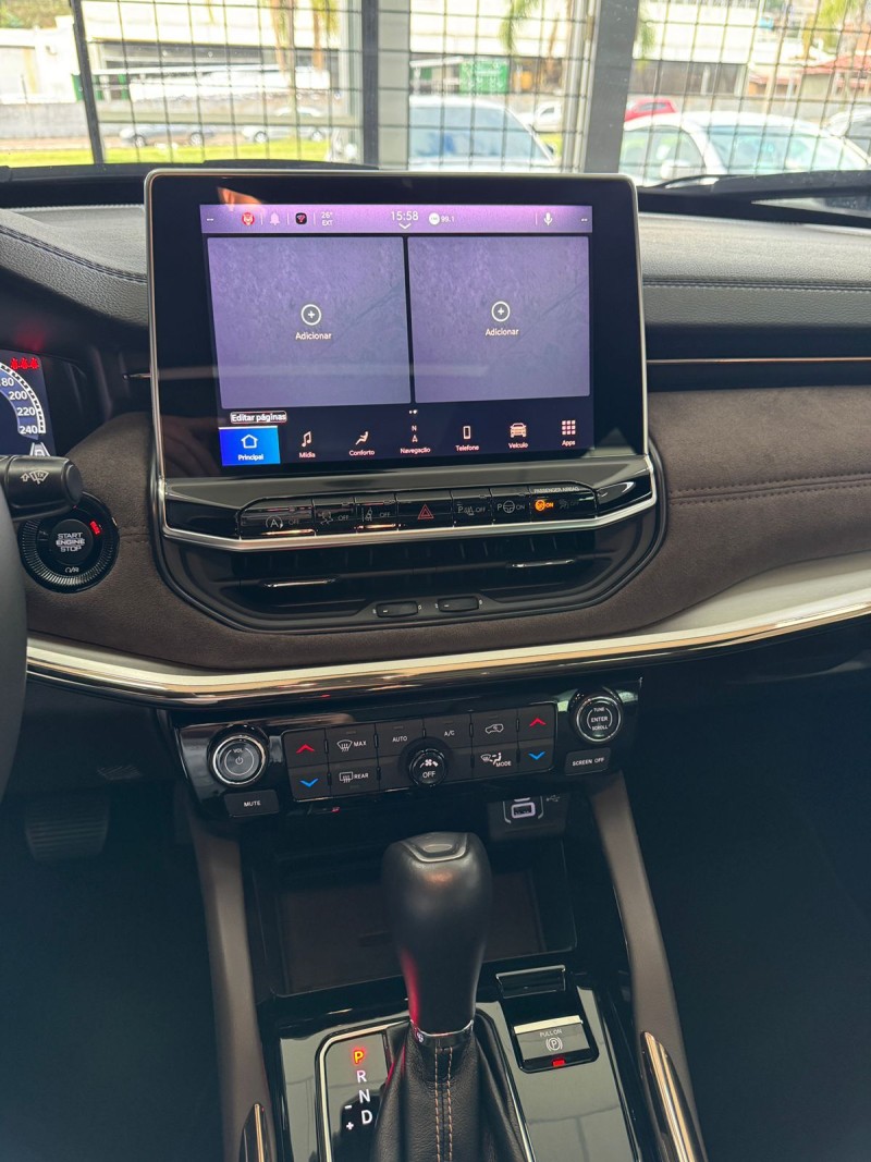 COMMANDER 1.3 OVERLAND T270 16V 4X2 TURBO FLEX 4P AUTOMÁTICO - 2025 - CAXIAS DO SUL