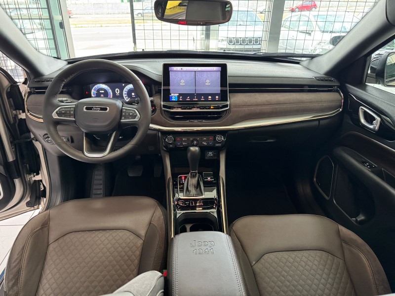 COMMANDER 1.3 OVERLAND T270 16V 4X2 TURBO FLEX 4P AUTOMÁTICO - 2025 - CAXIAS DO SUL