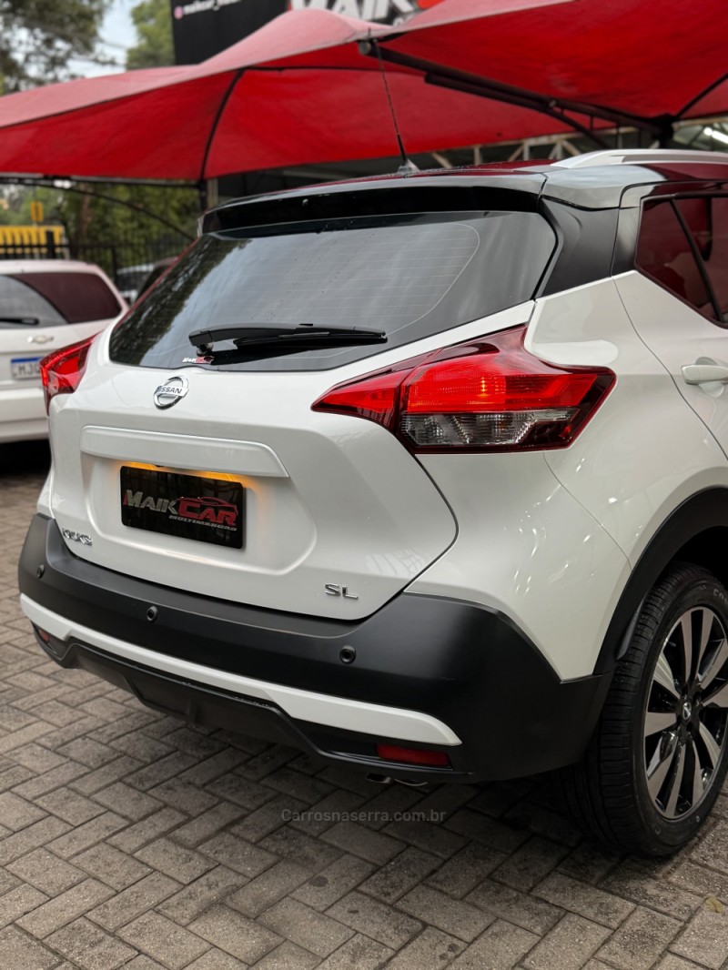 KICKS 1.6 16V FLEX SL 4P XTRONIC - 2017 - ESTâNCIA VELHA