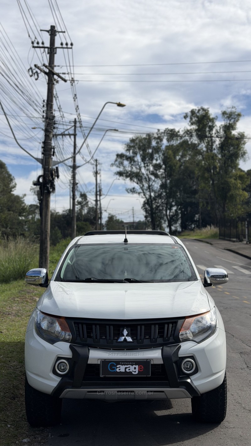 L200 TRITON 2.4 16V TURBO DIESEL SPORT GLS CD 4P 4X4 MANUAL - 2021 - CAXIAS DO SUL