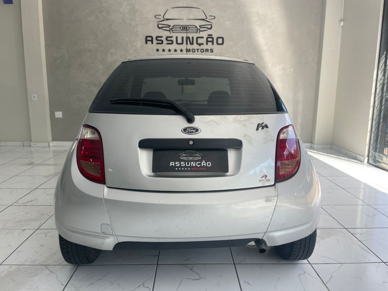 KA 1.0 MPI GL 8V GASOLINA 2P MANUAL - 2005 - CAXIAS DO SUL
