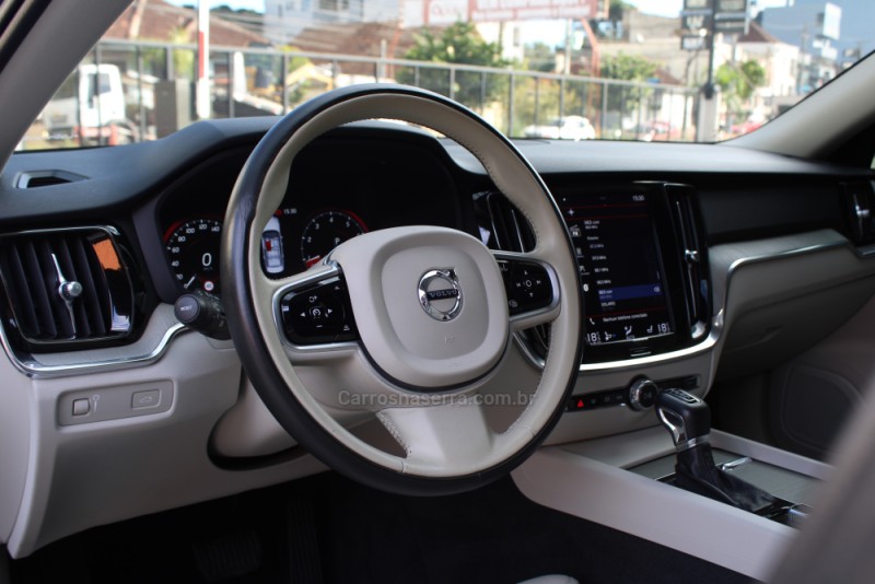 S60 2.0 T5 INSCRIPTION 16V TURBO GASOLINA 4P AUTOMÁTICO - 2020 - CAXIAS DO SUL