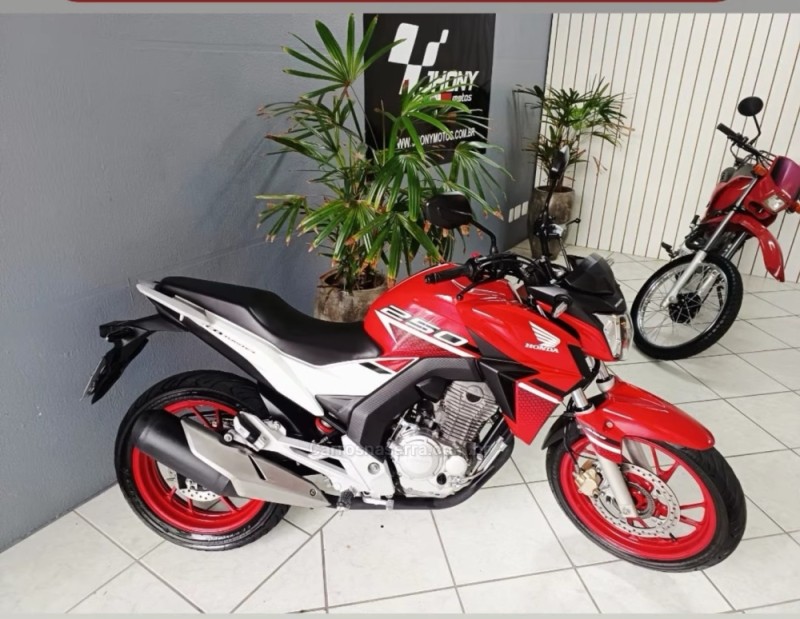 cb 250f twister abs 2022 caxias do sul
