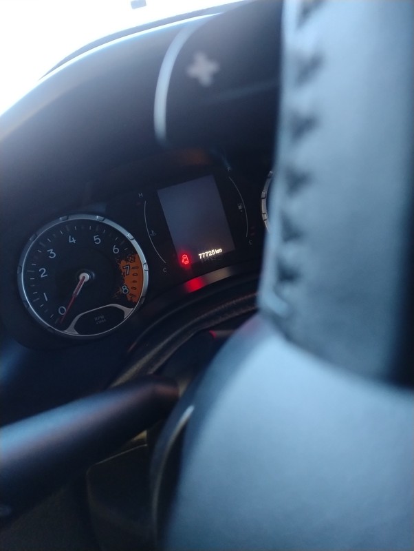 RENEGADE 1.8 16V FLEX LONGITUDE 4P AUTOMÁTICO - 2016 - CAXIAS DO SUL