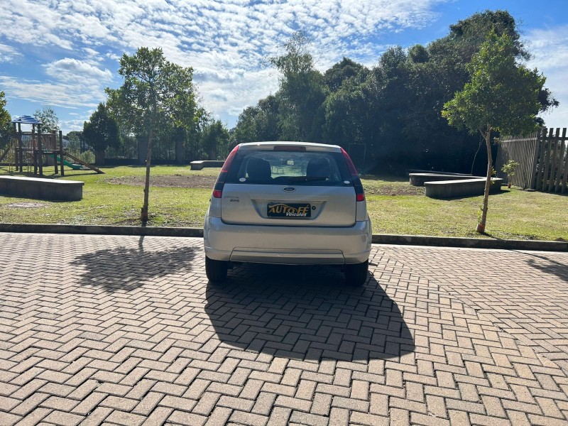 FIESTA 1.0 MPI 8V GASOLINA 4P MANUAL - 2014 - CANELA