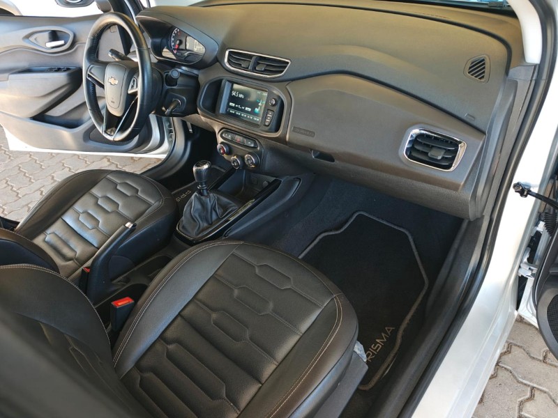 PRISMA 1.4 MPFI LTZ 8V FLEX 4P MANUAL - 2019 - FARROUPILHA