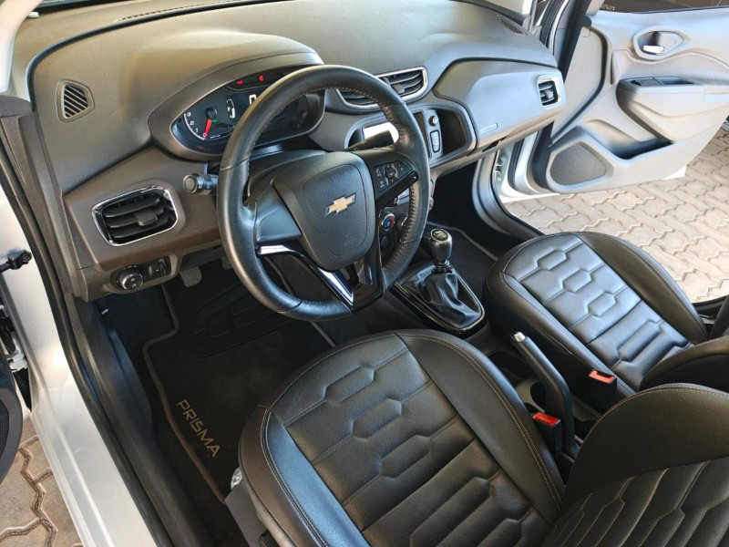 PRISMA 1.4 MPFI LTZ 8V FLEX 4P MANUAL - 2019 - FARROUPILHA