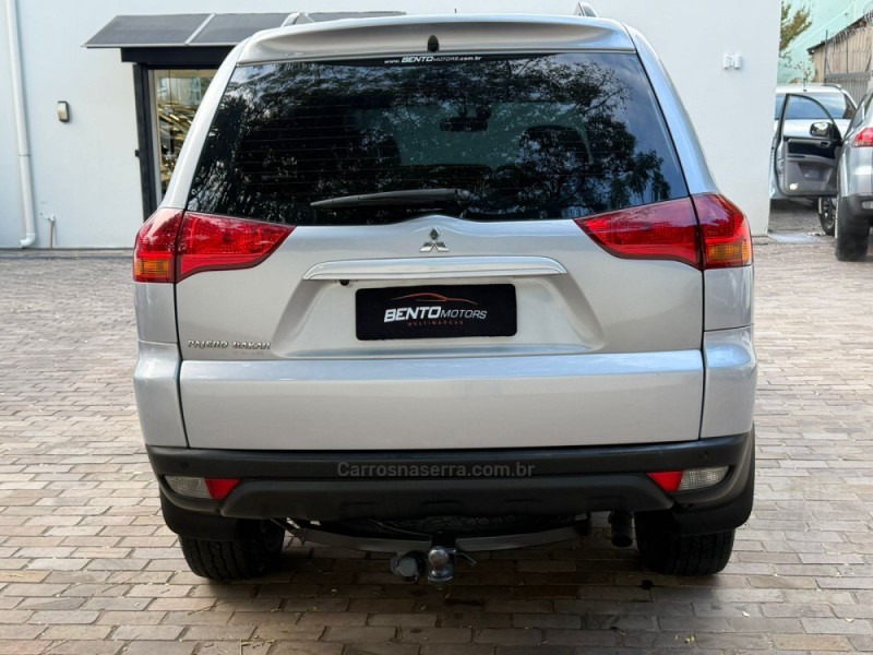 PAJERO DAKAR 3.2 HPE 4X4 7 LUGARES 16V TURBO INTERCOOLER DIESEL 4P AUTOMÁTICO - 2012 - BENTO GONçALVES