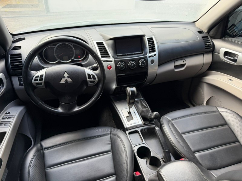 PAJERO DAKAR 3.2 HPE 4X4 7 LUGARES 16V TURBO INTERCOOLER DIESEL 4P AUTOMÁTICO - 2012 - BENTO GONçALVES