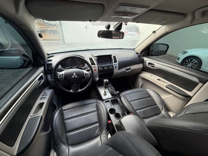 PAJERO DAKAR 3.2 HPE 4X4 7 LUGARES 16V TURBO INTERCOOLER DIESEL 4P AUTOMÁTICO - 2012 - BENTO GONçALVES