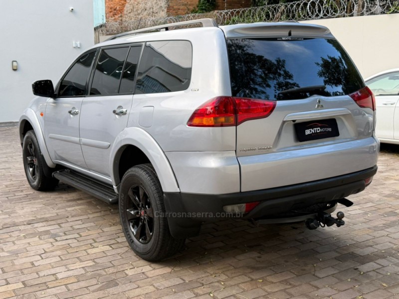 PAJERO DAKAR 3.2 HPE 4X4 7 LUGARES 16V TURBO INTERCOOLER DIESEL 4P AUTOMÁTICO - 2012 - BENTO GONçALVES