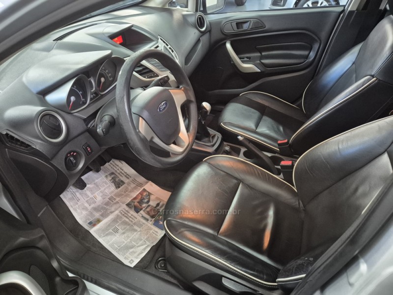 FIESTA 1.6 SE SEDAN 16V FLEX 4P MANUAL - 2011 - GARIBALDI