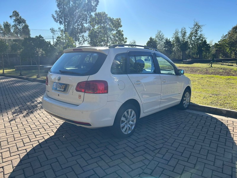 SPACEFOX 1.6 MI TREND 8V FLEX 4P MANUAL - 2014 - CANELA
