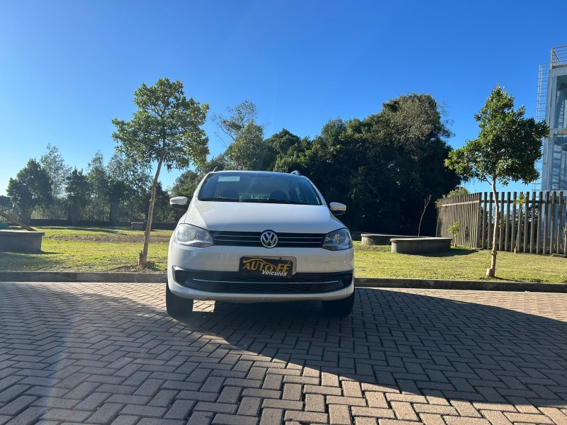 SPACEFOX 1.6 MI TREND 8V FLEX 4P MANUAL - 2014 - CANELA
