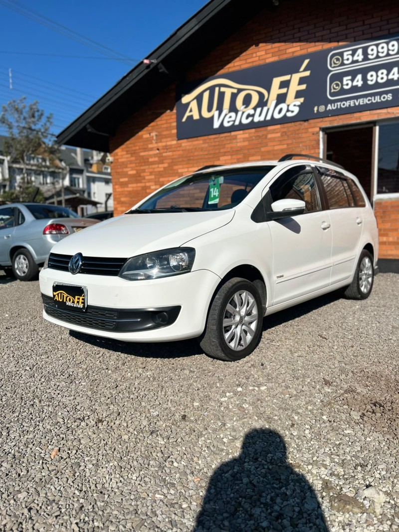 SPACEFOX 1.6 MI TREND 8V FLEX 4P MANUAL - 2014 - CANELA
