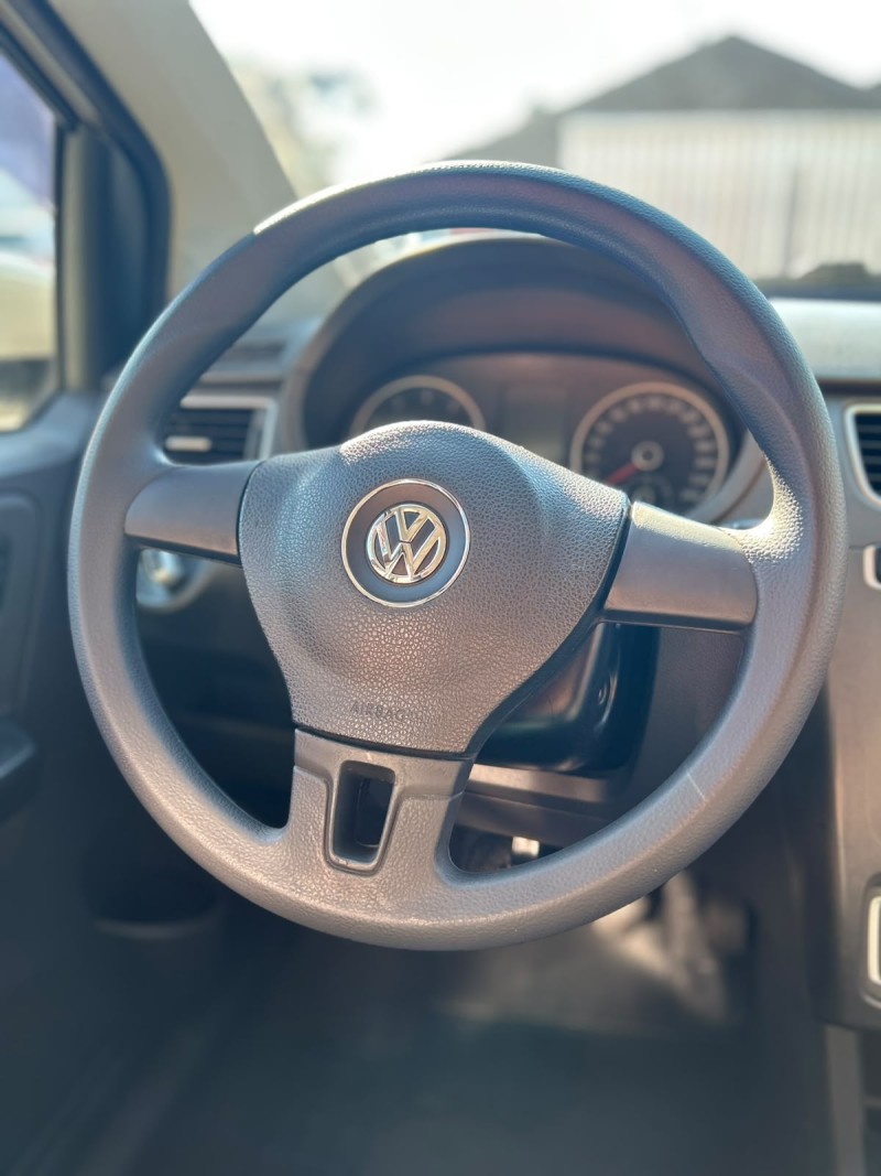 SPACEFOX 1.6 MI TREND 8V FLEX 4P MANUAL - 2014 - CANELA