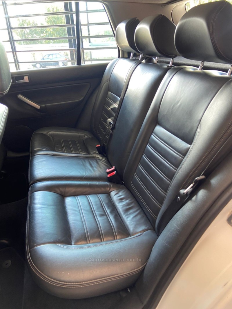 GOLF 1.6 MI SPORTLINE LIMITED EDITION 8V FLEX 4P MANUAL - 2012 - BENTO GONçALVES