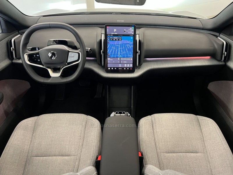 EX30 ULTRA EXTENDED RANGE - 2025 - FLORES DA CUNHA