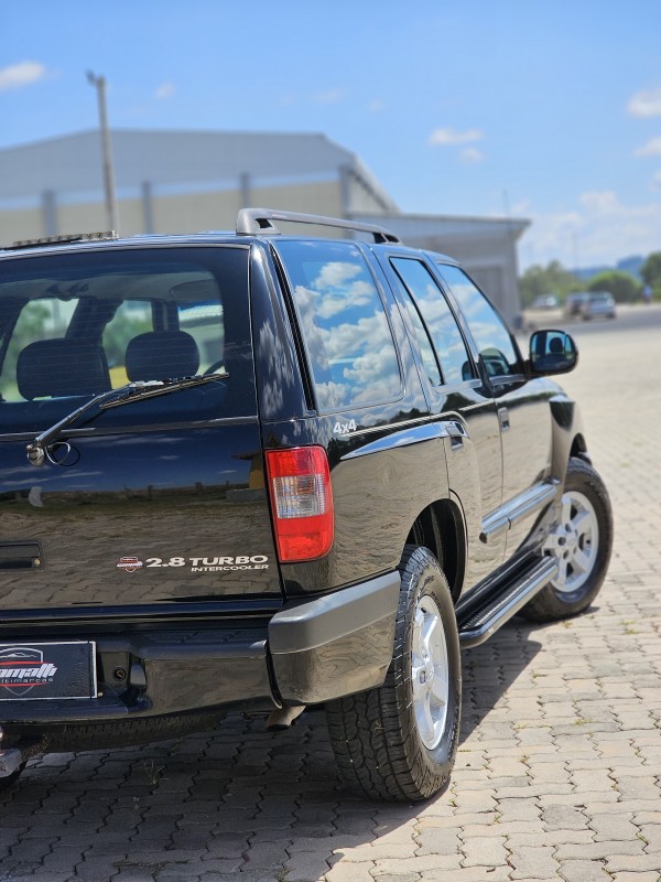 BLAZER 2.8 DLX 4X4 12V TURBO INTERCOOLER DIESEL 4P MANUAL - 2004 - ANTôNIO PRADO