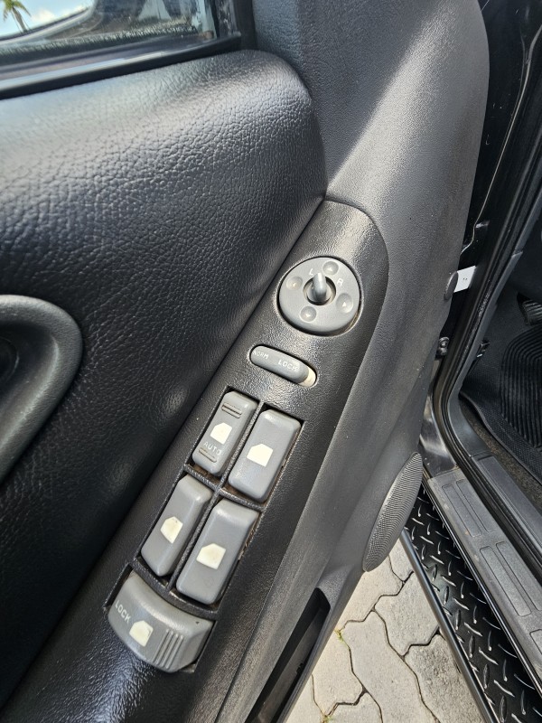 BLAZER 2.8 DLX 4X4 12V TURBO INTERCOOLER DIESEL 4P MANUAL - 2004 - ANTôNIO PRADO