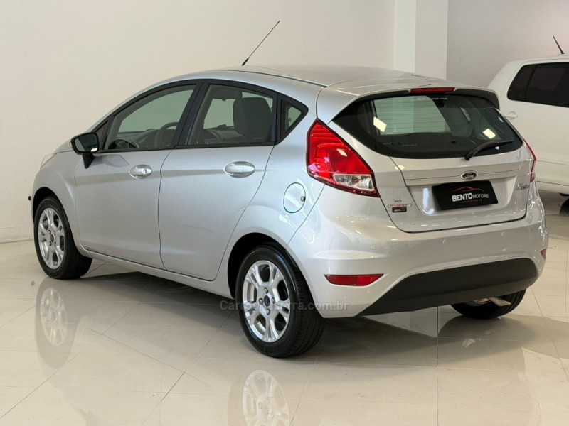 FIESTA 1.6 SE HATCH 16V FLEX 4P AUTOMÁTICO - 2015 - BENTO GONçALVES