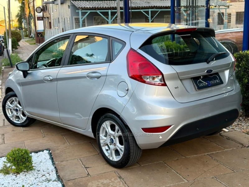 FIESTA 1.6 SE HATCH 16V FLEX 4P AUTOMÁTICO - 2016 - LAGOA VERMELHA