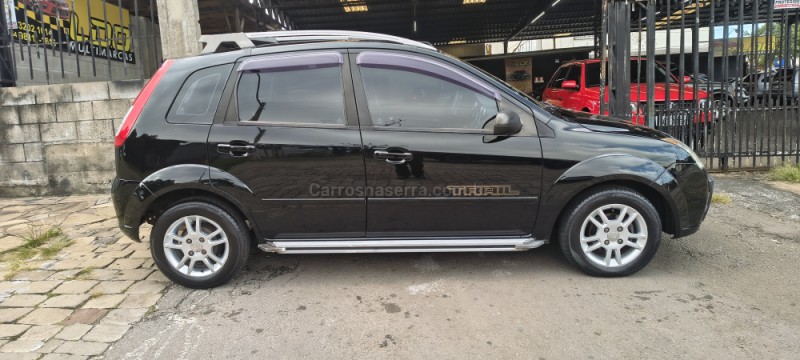 FIESTA 1.0 MPI TRAIL HATCH 8V FLEX 4P MANUAL - 2009 - CAXIAS DO SUL