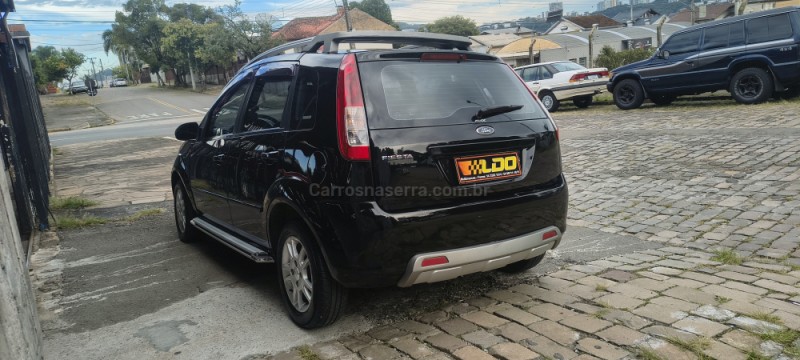 FIESTA 1.0 MPI TRAIL HATCH 8V FLEX 4P MANUAL - 2009 - CAXIAS DO SUL